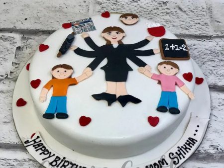 Supermom and kids Cake Discount