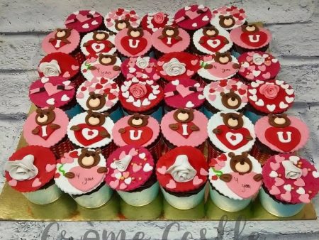 Valentine Theme Cupcakes Online Sale