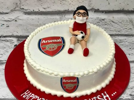 Footballer in the field Cake Online Sale