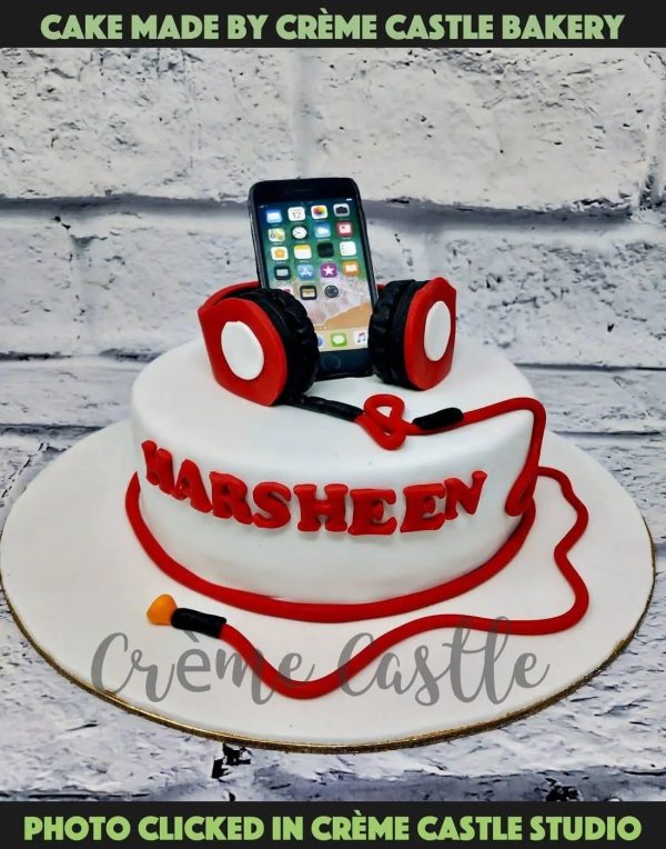 Headphone and iPhone Cake Online