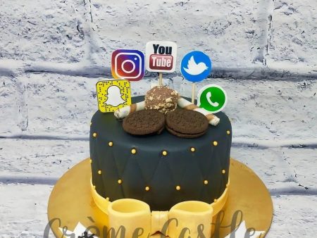 Black Social media Cake Hot on Sale